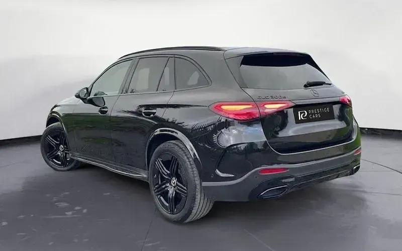 Used Mercedes GLC220 AMG line 197 HP (144 kW) 2023 Black SUV