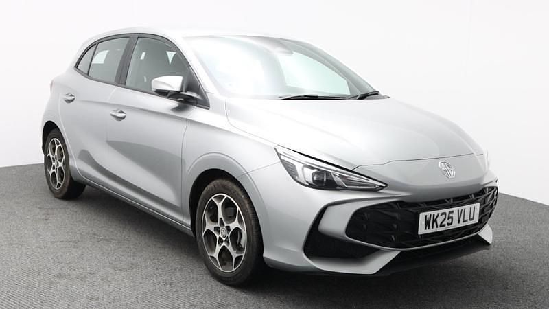 Used MG MG3 SE 115 HP (84 kW) 2025 Silver Hatchback