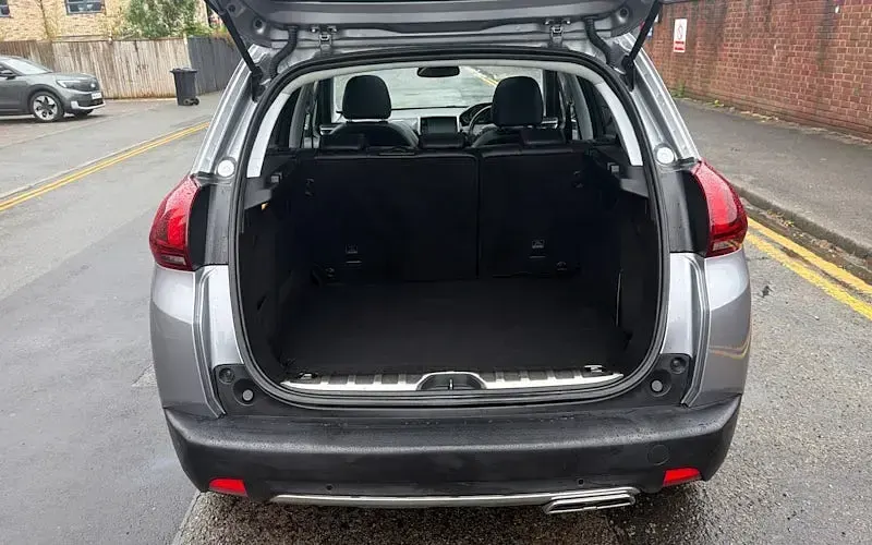 Used Peugeot 2008 GT-line 102 HP (75 kW) 2019 Grey SUV