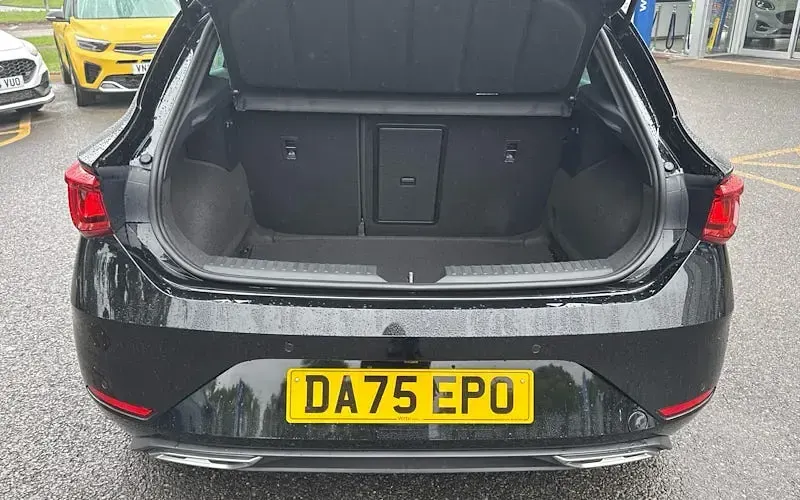 Used Seat Leon Black Edition 150 HP (110 kW) 2025 Black Hatchback