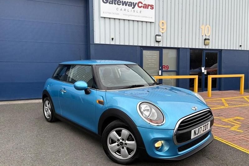 Blue Used 2017 Mini ONE Hatch Hatchback | £8,995 (Fair price) - Image 1/1