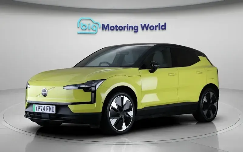 Używany Volvo EX30 Performance 314 kW (428 KM) 2024 Żółty SUV
