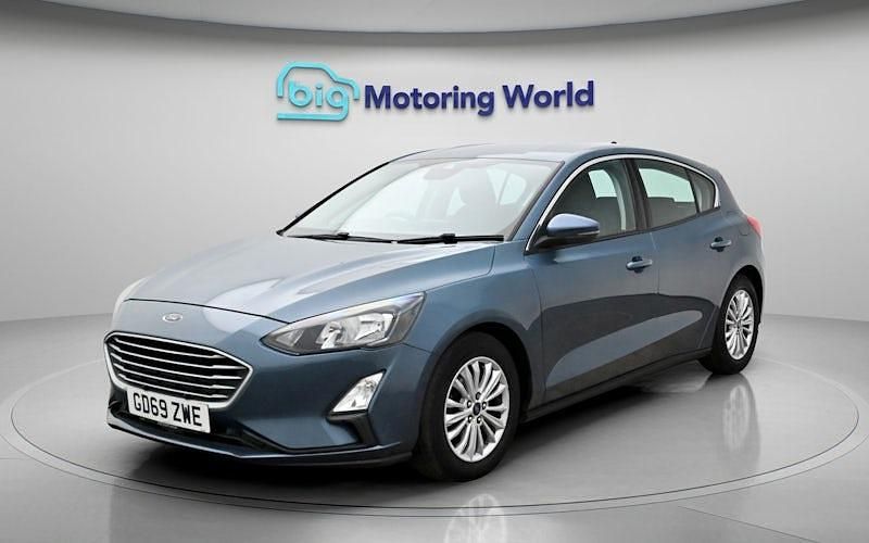 Used Ford Focus Titanium 125 HP (91 kW) 2020 Blue Hatchback