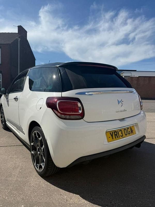 Used Citroën DS3 Cabriolet 2013 White Cabriolet