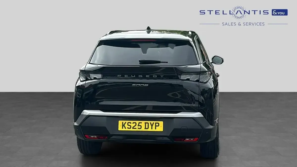 Used Peugeot 5008 GT 134 HP (98 kW) 2025 Black SUV