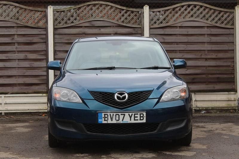 Used Mazda 3 105 HP (77 kW) 2007 Blue Hatchback