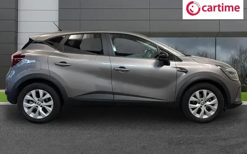 Used Renault Captur Iconic 145 HP (106 kW) 2022 Grey SUV