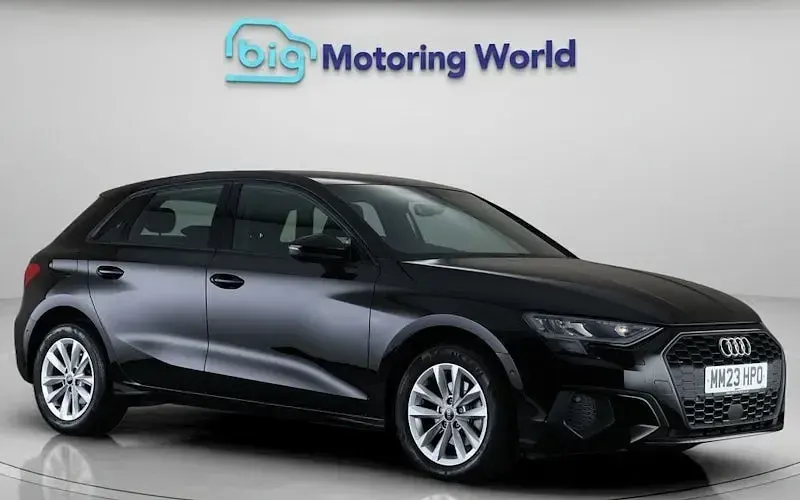 Usado Audi A3 Sportback 110 HP (80 kW) 2023 Citadino