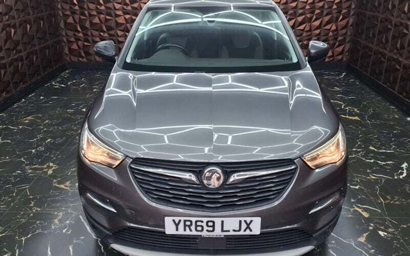 Used Vauxhall Grandland X S 131 HP (96 kW) 2019 Grey SUV