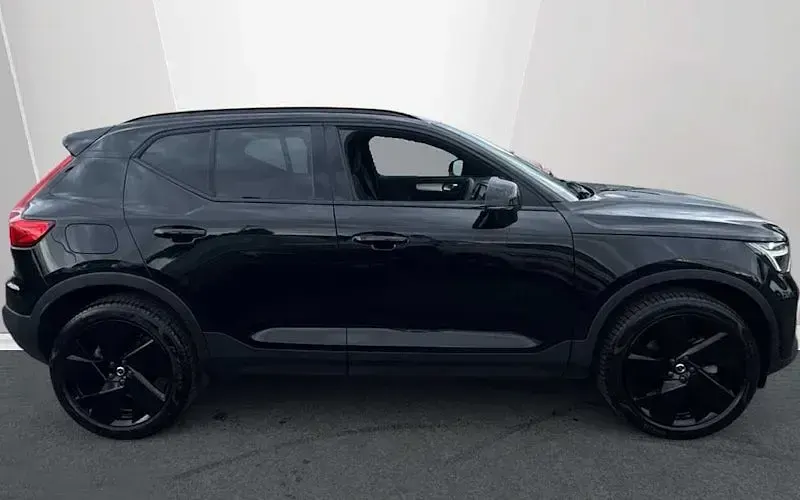 Used Volvo XC40 Plus 163 HP (119 kW) 2026 Black SUV