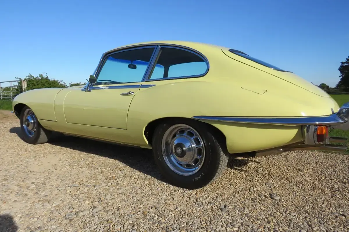Używany Jaguar E-Type 265 KM (194 kW) 1970 Żółty Coupe