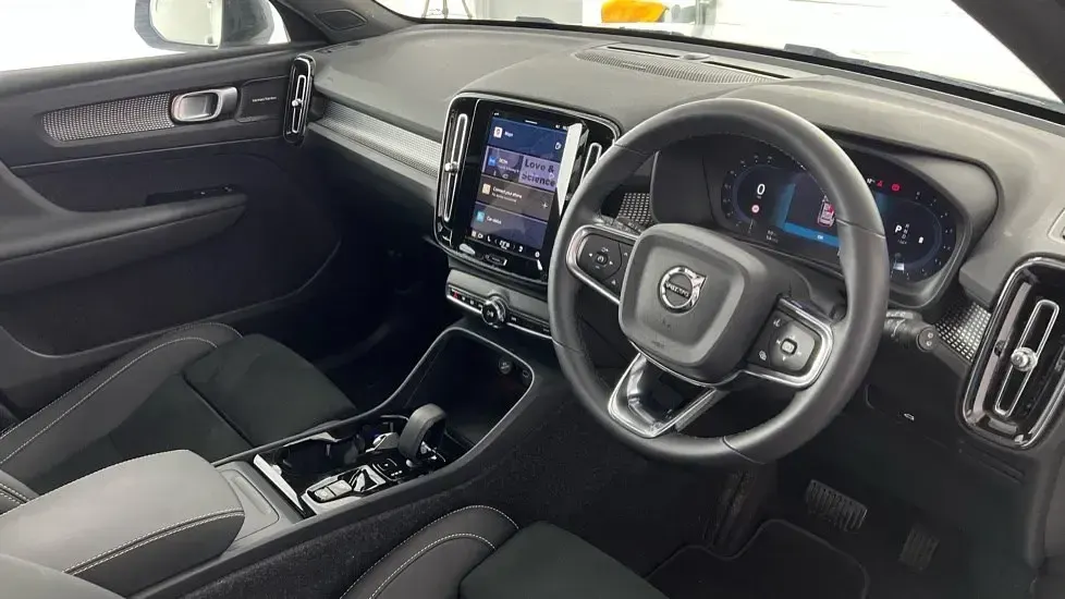 Begagnad Volvo XC40 Ultra 2025 Vit SUV