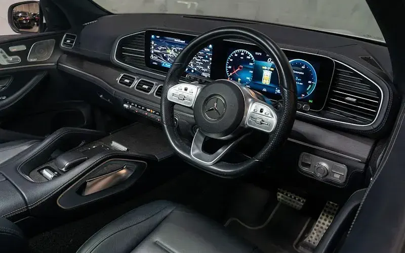 Used Mercedes GLE400 AMG line 330 HP (242 kW) 2019 White SUV