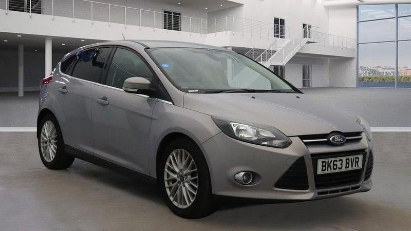 Used Ford Focus Zetec 2013 Silver Hatchback