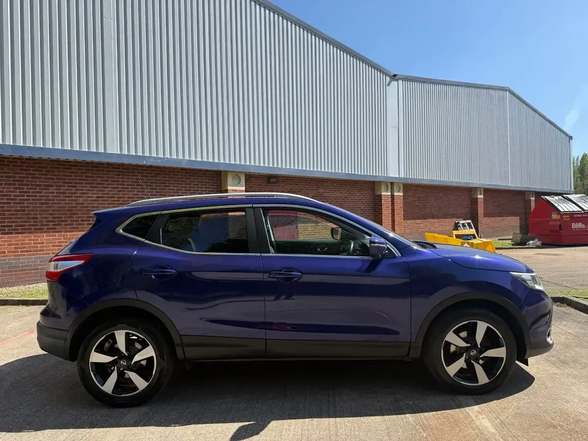 Used Nissan Qashqai N-TEC 110 HP (80 kW) 2015 Blue SUV
