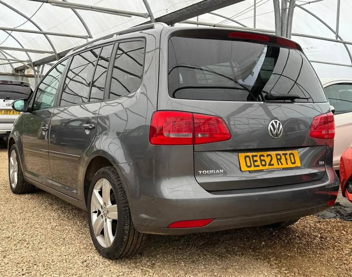 Used VW Touran SE 105 HP (77 kW) 2013 Grey MPV