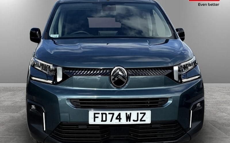 Used Citroën Berlingo PureTech 110 HP (80 kW) 2025 MPV