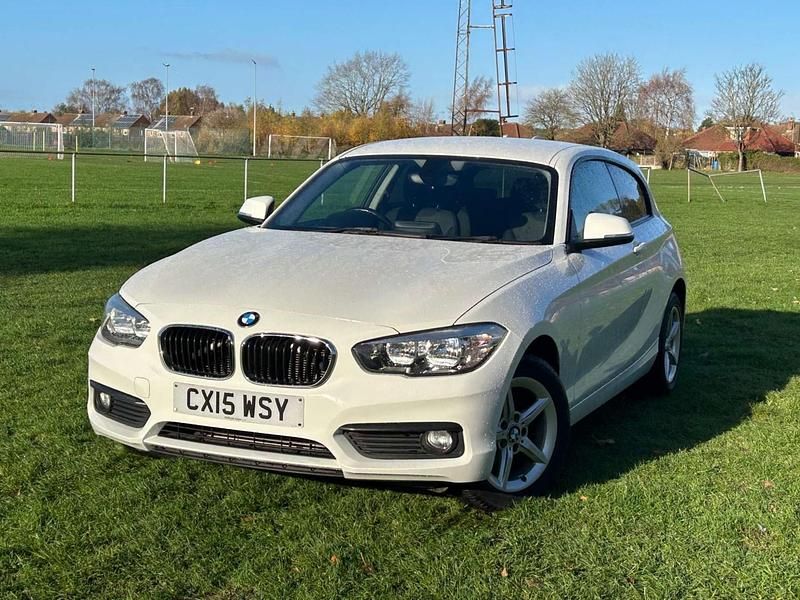 White Used 2015 BMW 118 Comfort Edition Hatchback | £5,280 (Fair price) - Image 1/4
