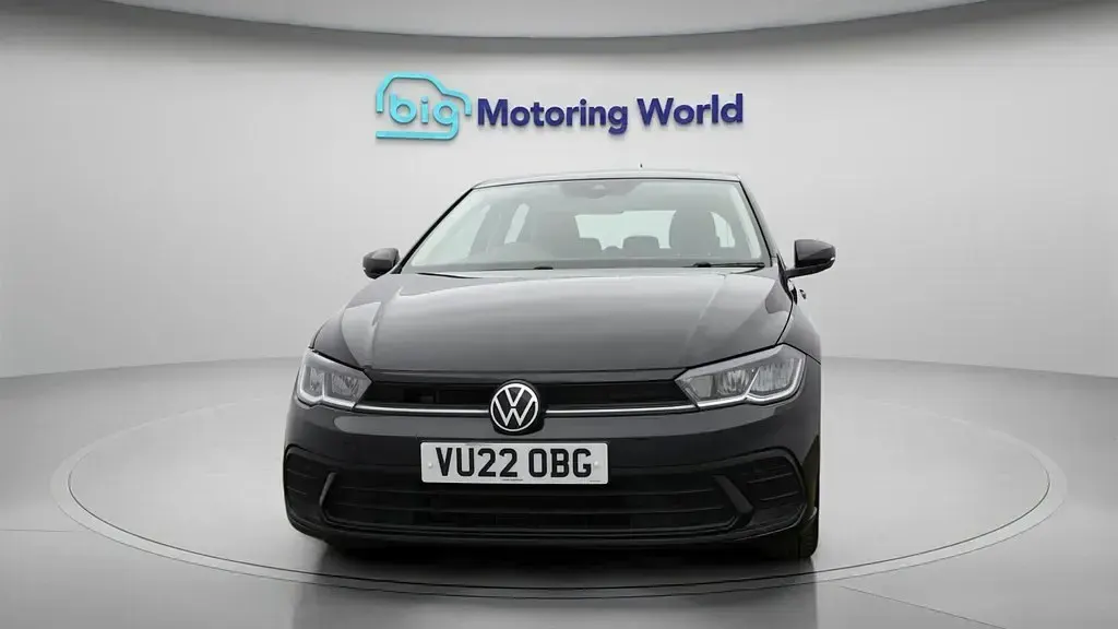 Usado VW Polo S 95 CV (69 kW) 2022 Negro Utilitario