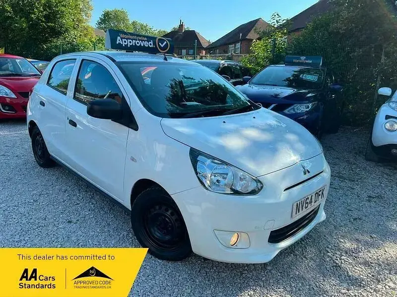 Used Mitsubishi Mirage 71 HP (52 kW) 2014 White Hatchback