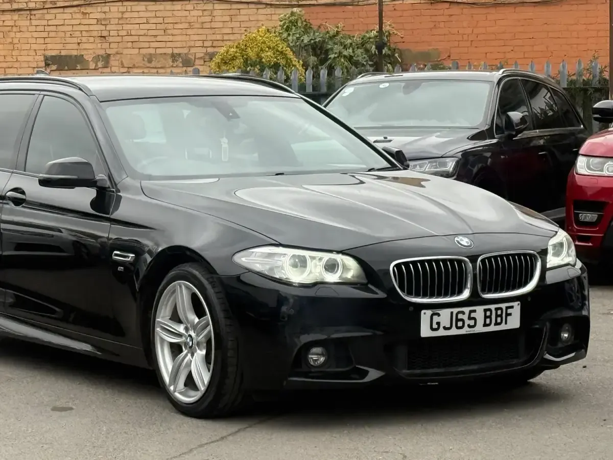 Begagnad BMW 520 M Sport 2015 Svart Kombi