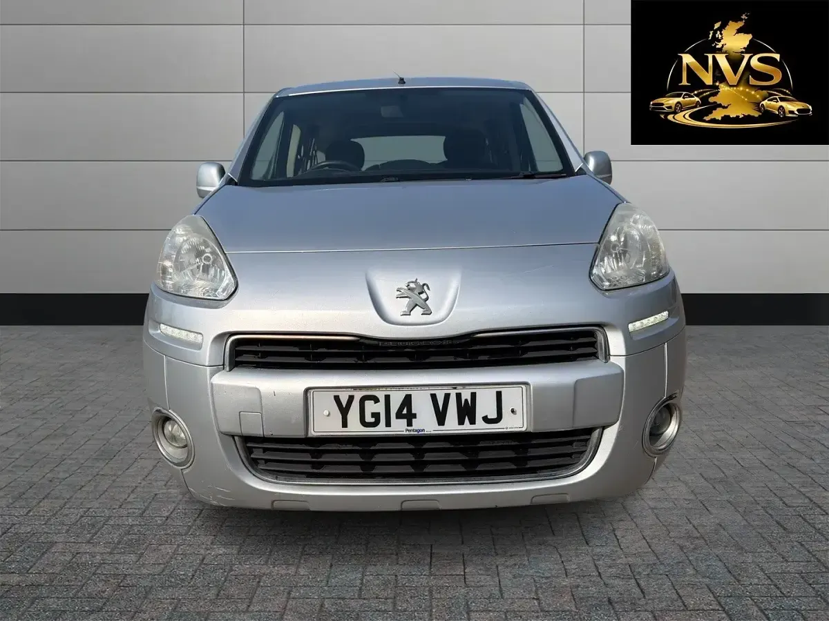 Used Peugeot TePee S 2014 Silver MPV
