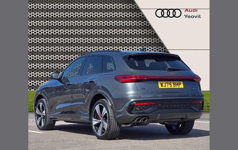 Used Audi Q5 Advanced 204 HP (150 kW) 2025 Grey SUV
