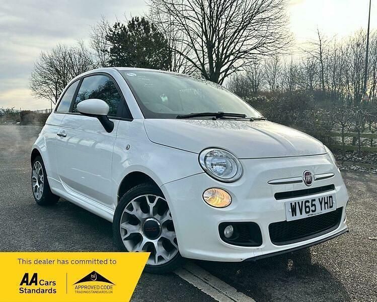 White Used 2015 Fiat 500 S Hatchback | £4,395 (Good price) - Image 1/4