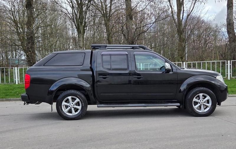 Used Nissan Navara Tekna 2014 Black Pickup