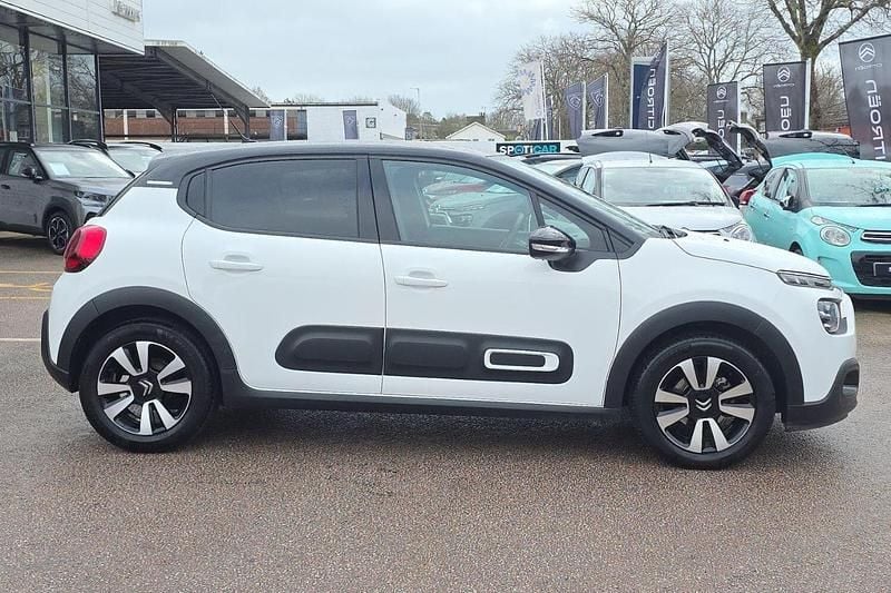 Used Citroën C3 PureTech 82 HP (60 kW) 2024 White Hatchback