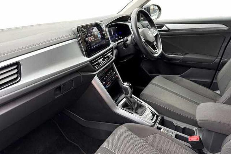 Used VW T-Roc Life 150 HP (110 kW) 2023 Black SUV