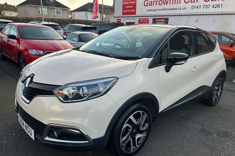 Used Renault Captur Dynamique 90 HP (66 kW) 2014 Cream SUV