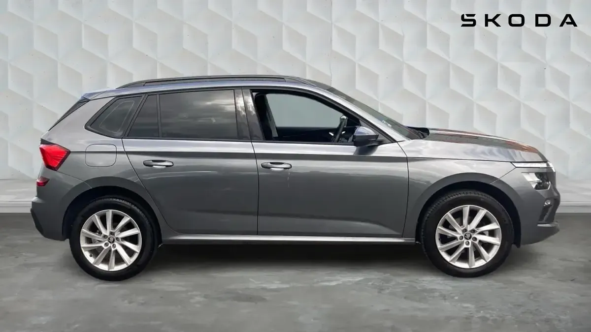 Used Skoda Kamiq SE 115 HP (84 kW) 2025 Graphite grey metallic SUV