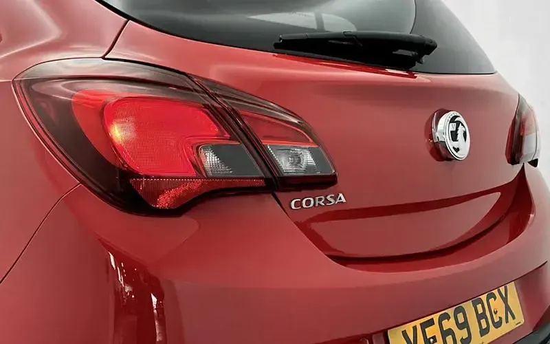 Used Vauxhall Corsa 75 HP (55 kW) 2019 Red Hatchback