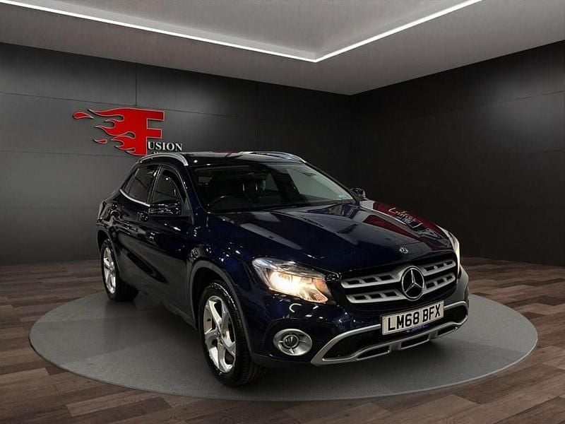Used Mercedes GLA220 Executive 177 HP (130 kW) 2018 Blue SUV