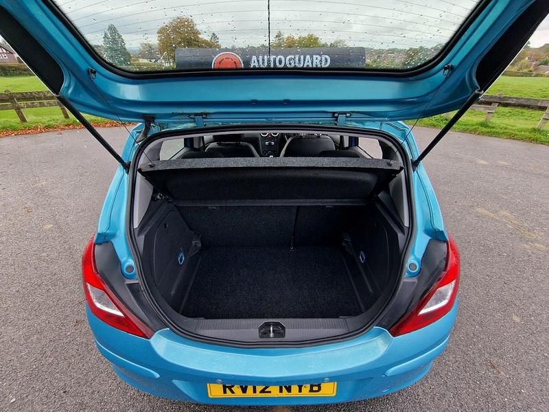 Used Vauxhall Corsa 100 HP (73 kW) 2012 Blue Hatchback