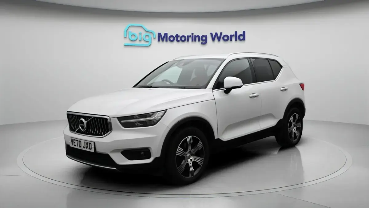 Usado Volvo XC40 Inscription 211 CV (155 kW) 2020 Blanco SUV