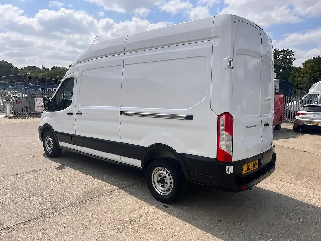 Used Ford Transit 130 HP (95 kW) 2023 White Van