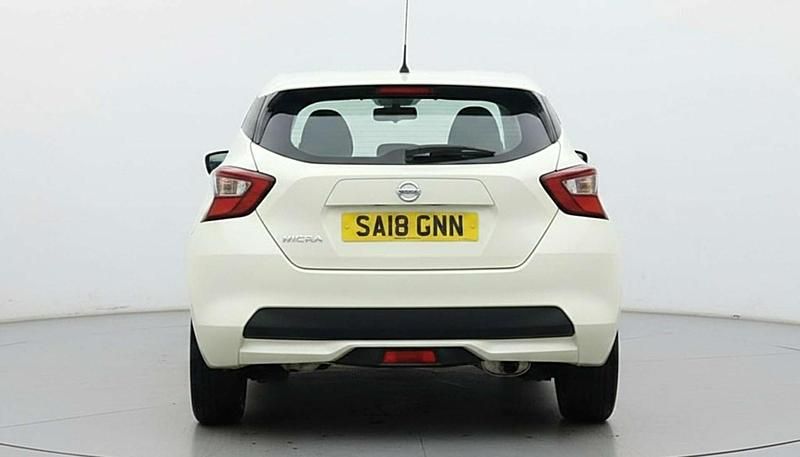 Usado Nissan Micra Acenta 71 HP (52 kW) 2018 Branco Citadino