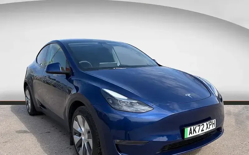 Used Tesla Model Y Long Range AWD 286 kW (389 HP) 2025 SUV