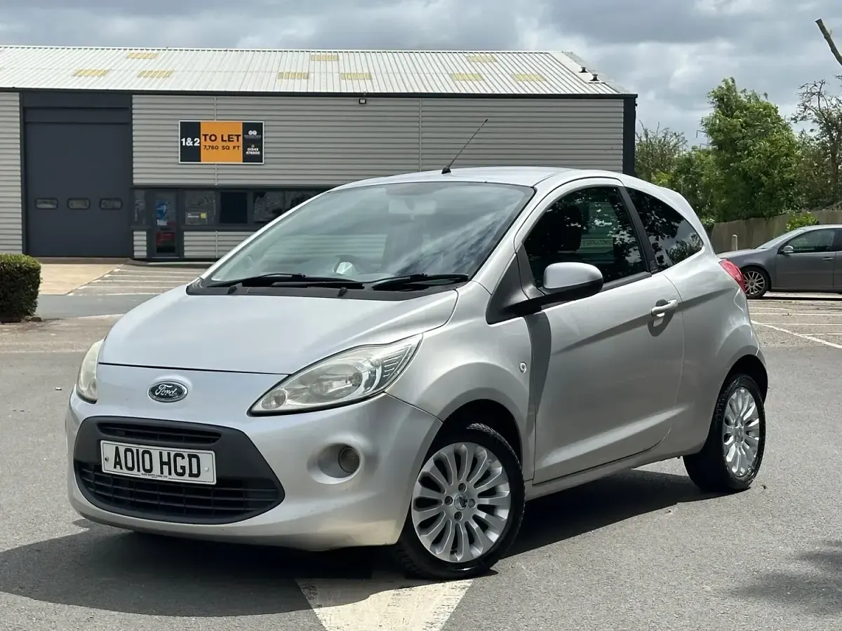 Used Ford Ka Zetec 69 HP (50 kW) 2010 Silver Hatchback
