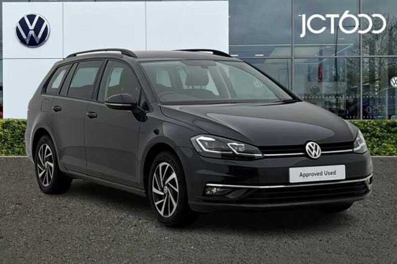 Used 2021 VW Golf VIII Match Estate | £14,785 (Fair price) - Image 1/4