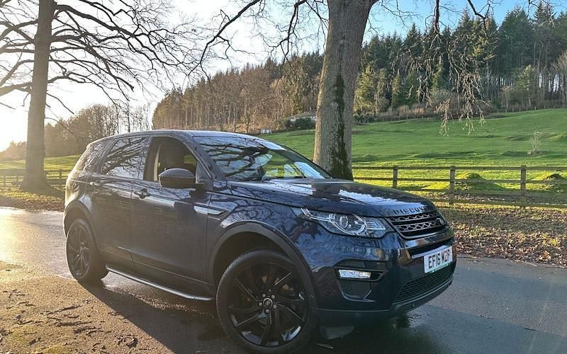 Used 2019 Land Rover Discovery Sport HSE Luxury SUV | £10,600 (Fair price) - Image 1/4