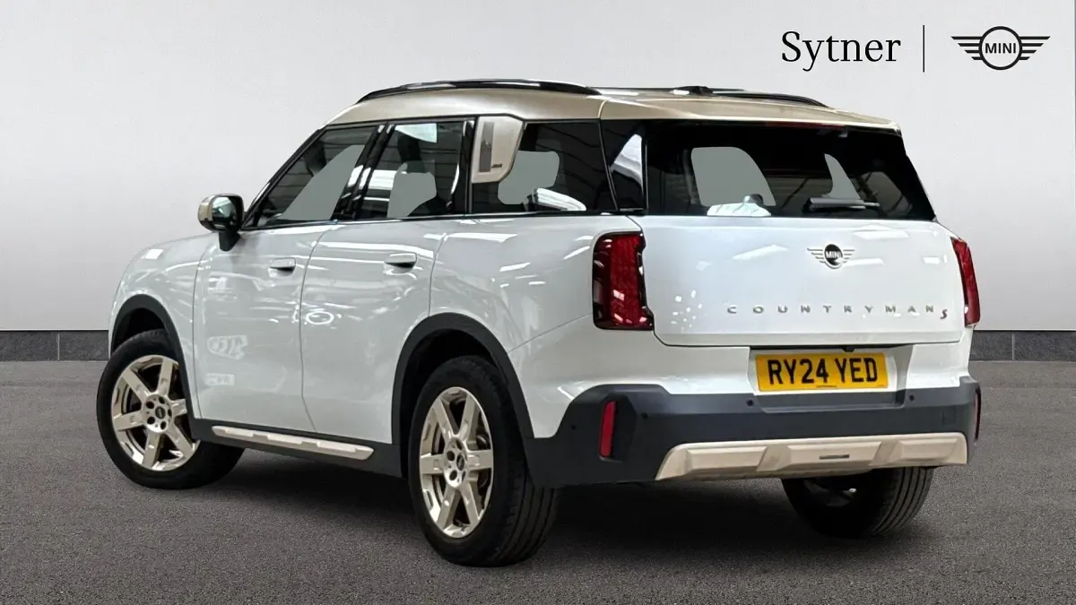 Used Mini Countryman 215 HP (158 kW) 2024 White SUV