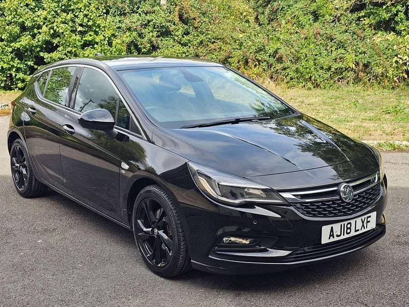 Black Used 2018 Vauxhall Astra Elite Hatchback | £6,950 (Fair price) - Image 1/3