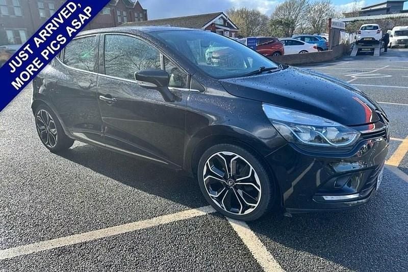 Used Renault Clio IV Iconic 90 HP (66 kW) 2019 Black Hatchback