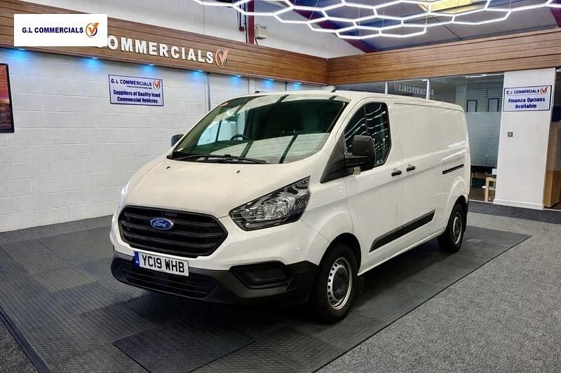 Used Ford Transit Custom 105 HP (77 kW) 2019 White Van