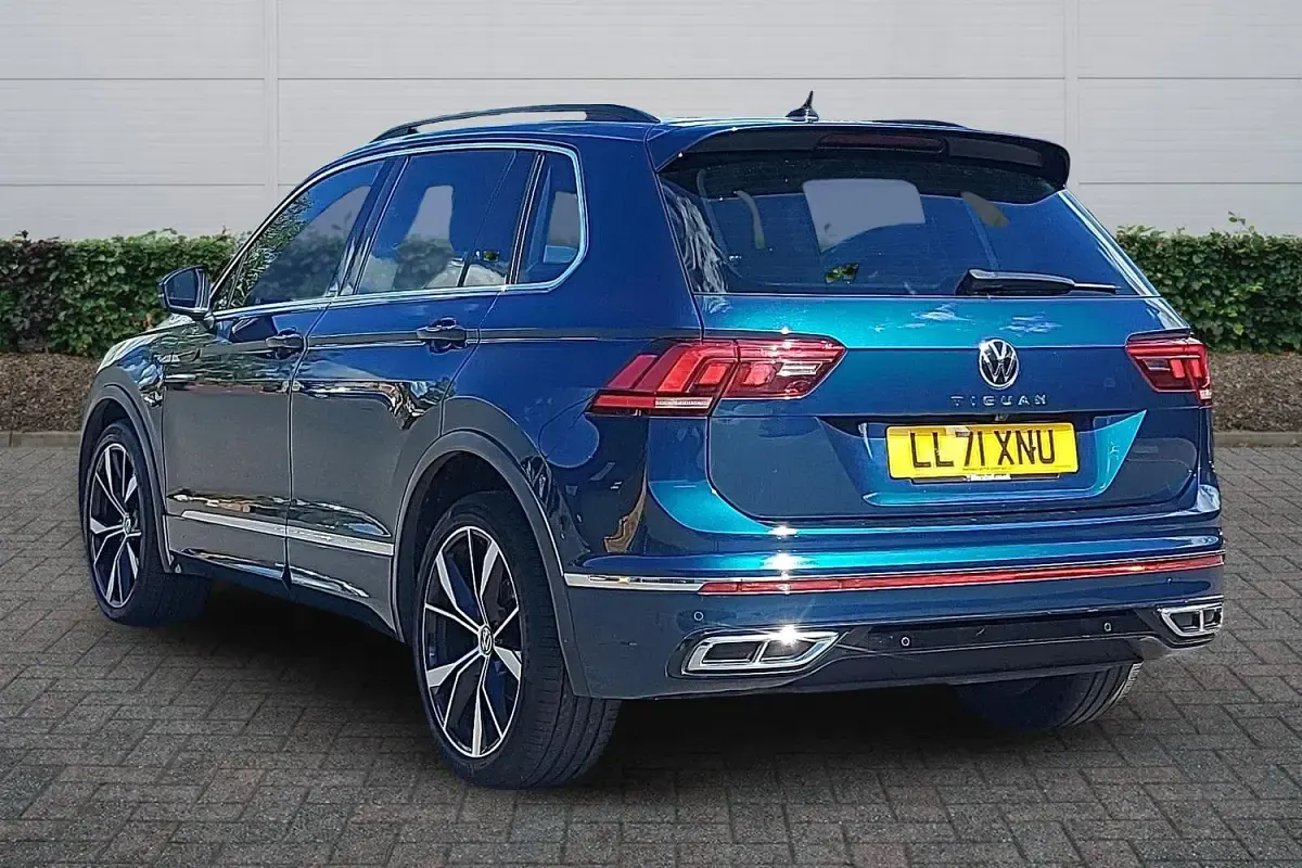 Used VW Tiguan R-line 150 HP (110 kW) 2021 Blue SUV
