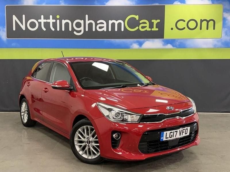Used Kia Rio 99 HP (72 kW) 2017 Red Hatchback