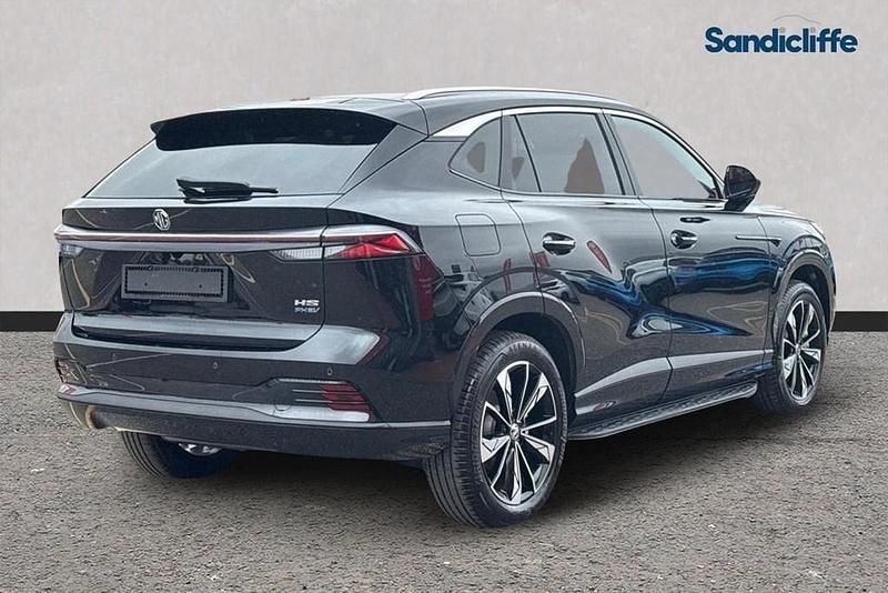 Used MG HS Trophy 299 HP (219 kW) 2024 Metallic  black pearl SUV